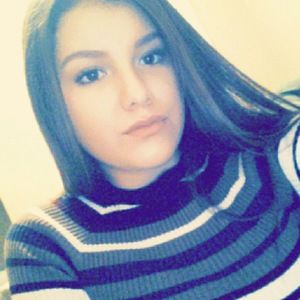 Meet your Posher, Amaris